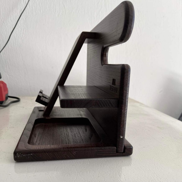 Teslyar Solid Wood Docking Station Nightstand Organizer Holds Phone Keys Watches - Picture 2 of 5